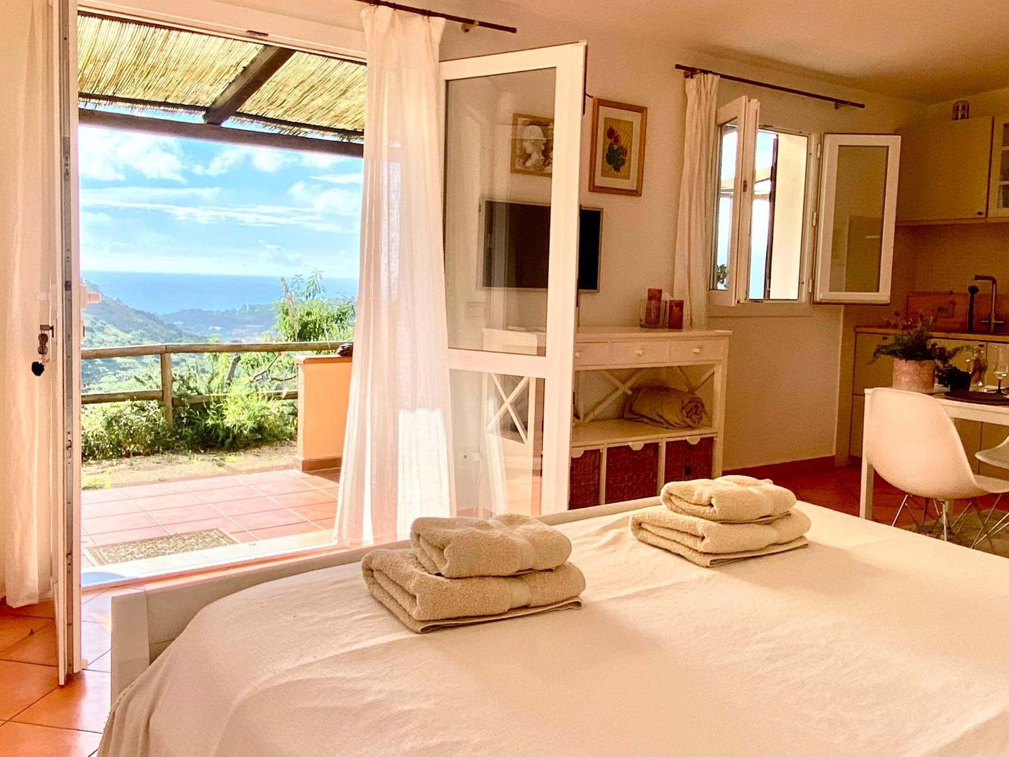 Aria Di Collina - Isola D'Elba Apartman Porto Azzurro Kültér fotó